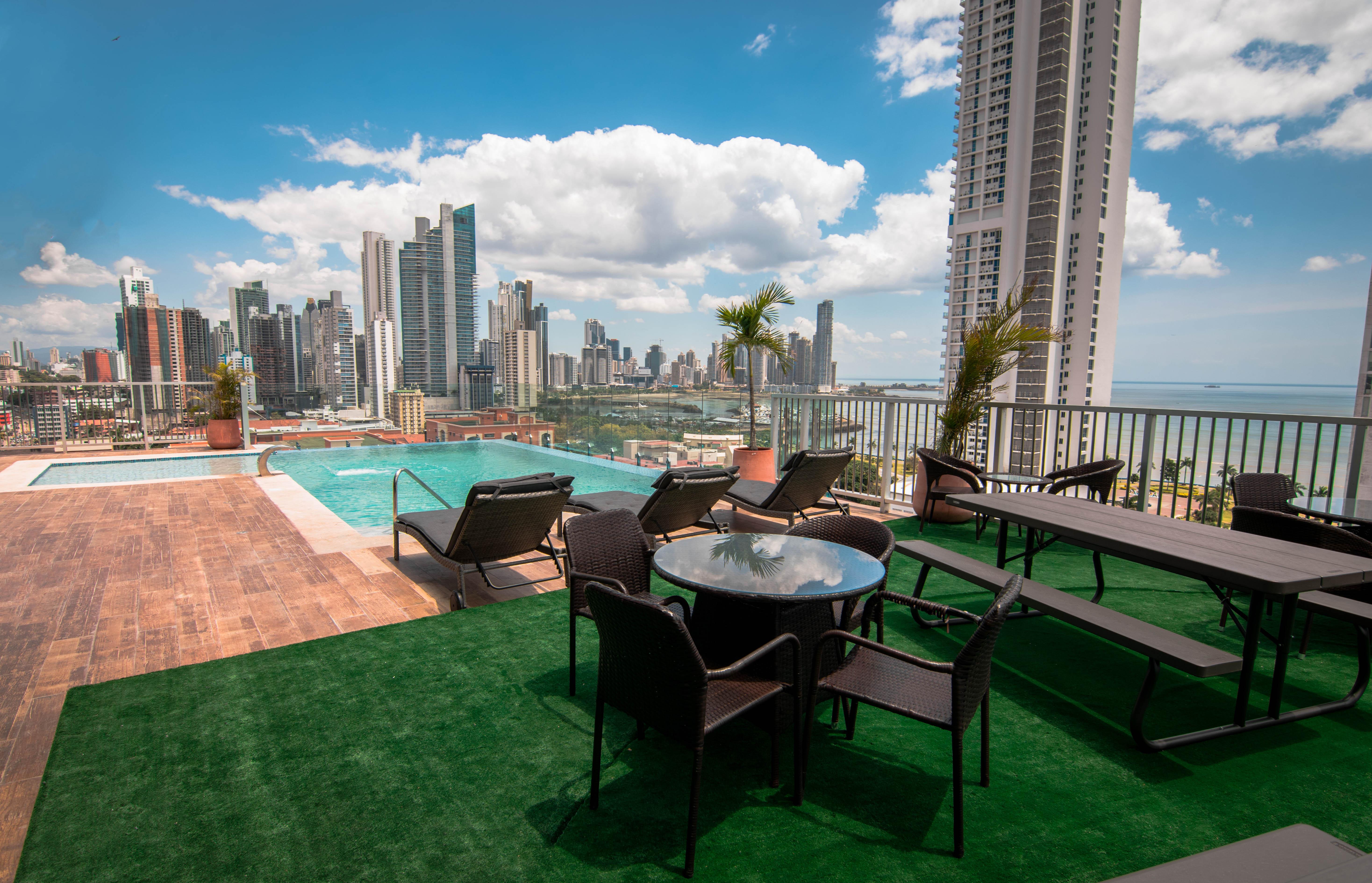 Innfiniti Hotel & Suites Panama City Luaran gambar
