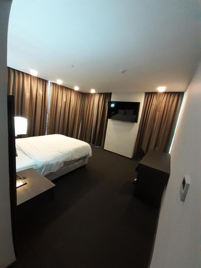 Innfiniti Hotel & Suites Panama City Luaran gambar