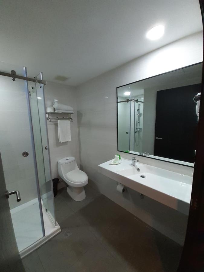 Innfiniti Hotel & Suites Panama City Luaran gambar